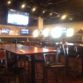 Native Grill & Wings - Empty bar on college fb Saturday. - Sports Bars Near Me - Phoenix, Arizona