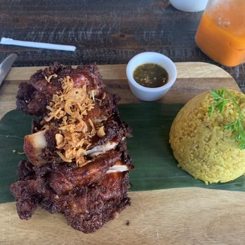 Thai Corner Bistro - Crispy Chicken with Curry Rice - Thai Near Me - Wayne, New Jersey