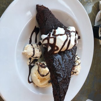 Mersea's - Brownie with peanut butter & vanilla ice cream(strawberry hidden under) - Bars Near Me - Avila Beach, California