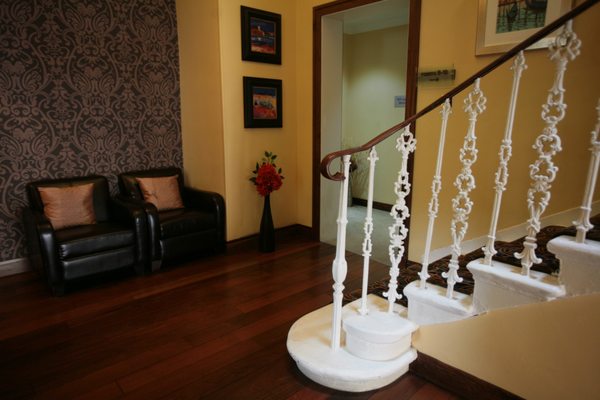 Acorn Hotel - Book Direct for Best Rates. We're cheaper than online travel agents. by null