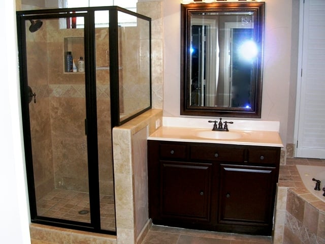 Slide of Right Choice Painting & Construction