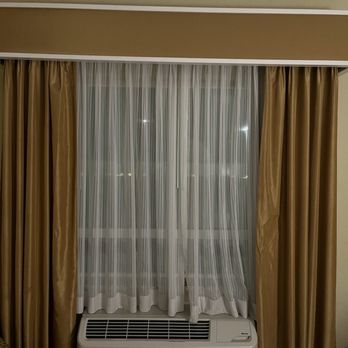 Hilton Garden Inn Dalton - Hidden black out shades - Hotels Near Me - Dalton, Georgia Hilton Garden Inn Dalton - Hidden black out shades - Hotels Near Me - Dalton, Georgia