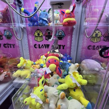 Claw City - Claw machine, toy fell right after didn't win - Arcades Near Me - Katy, Texas Claw City - Claw machine, toy fell right after didn't win - Arcades Near Me - Katy, Texas