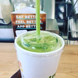 Tropical Smoothie Cafe - Detox Island Green