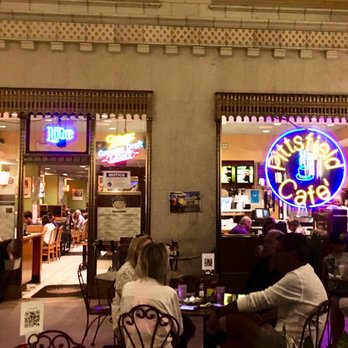 Pittsfield Cafe - Breakfast & Brunch Near Me - Chicago, Illinois Pittsfield Cafe - Breakfast & Brunch Near Me - Chicago, Illinois