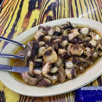 Mambo Seafood - Pulpo with garlic butter - Seafood Near Me - McAllen, Texas Mambo Seafood - Pulpo with garlic butter - Seafood Near Me - McAllen, Texas