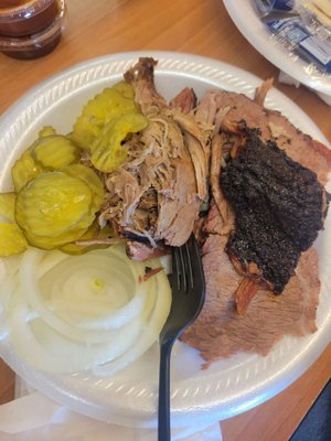 Tony's the Pit Bar-B-Q by null
