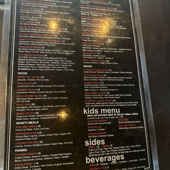 Dark Horse Tavern - Burgers, sandwiches, tacos, wraps and kids menu - Sports Bars Near Me - Bay Shore, New York Dark Horse Tavern - Burgers, sandwiches, tacos, wraps and kids menu - Sports Bars Near Me - Bay Shore, New York