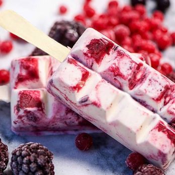 Pop Love Gelato - a close up of a popsicle with berries on it - Gelato Near Me Pop Love Gelato - a close up of a popsicle with berries on it - Gelato Near Me