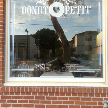 Donut Petit - Donuts Near Me - Alameda, California Donut Petit - Donuts Near Me - Alameda, California