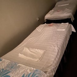 E & J Spa - This was the set up for the couples massage.