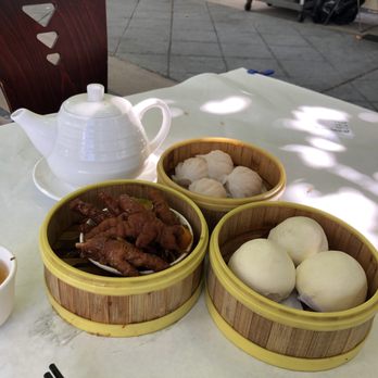 Fu Lam Mum - Chicken Feet, Har Gow, and Custard Buns - Dim Sum Near Me - Mountain View, California