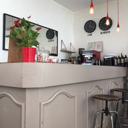 Aklé - Le Comptoir à Mezzés