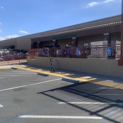 Outdoor Supply Hardware - Front of store