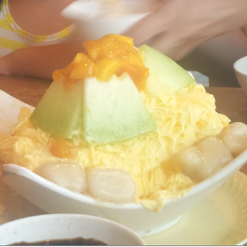 Class 302 Cafe - custom snow ice: mango flavored snow, mango, melon, mochi, milk pudding and side of grass jelly - Taiwanese Near Me - Cerritos, California Class 302 Cafe - custom snow ice: mango flavored snow, mango, melon, mochi, milk pudding and side of grass jelly - Taiwanese Near Me - Cerritos, California