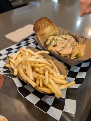 Small's Smash Club by null