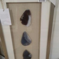 Marshall's - Overpriced agate picture