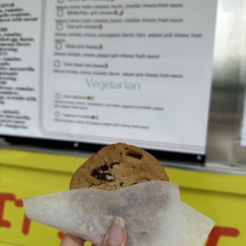 Fresh Y Mas - Complimentary cookie - how sweet! - Food Trucks Near Me - Menlo Park, California Fresh Y Mas - Complimentary cookie - how sweet! - Food Trucks Near Me - Menlo Park, California