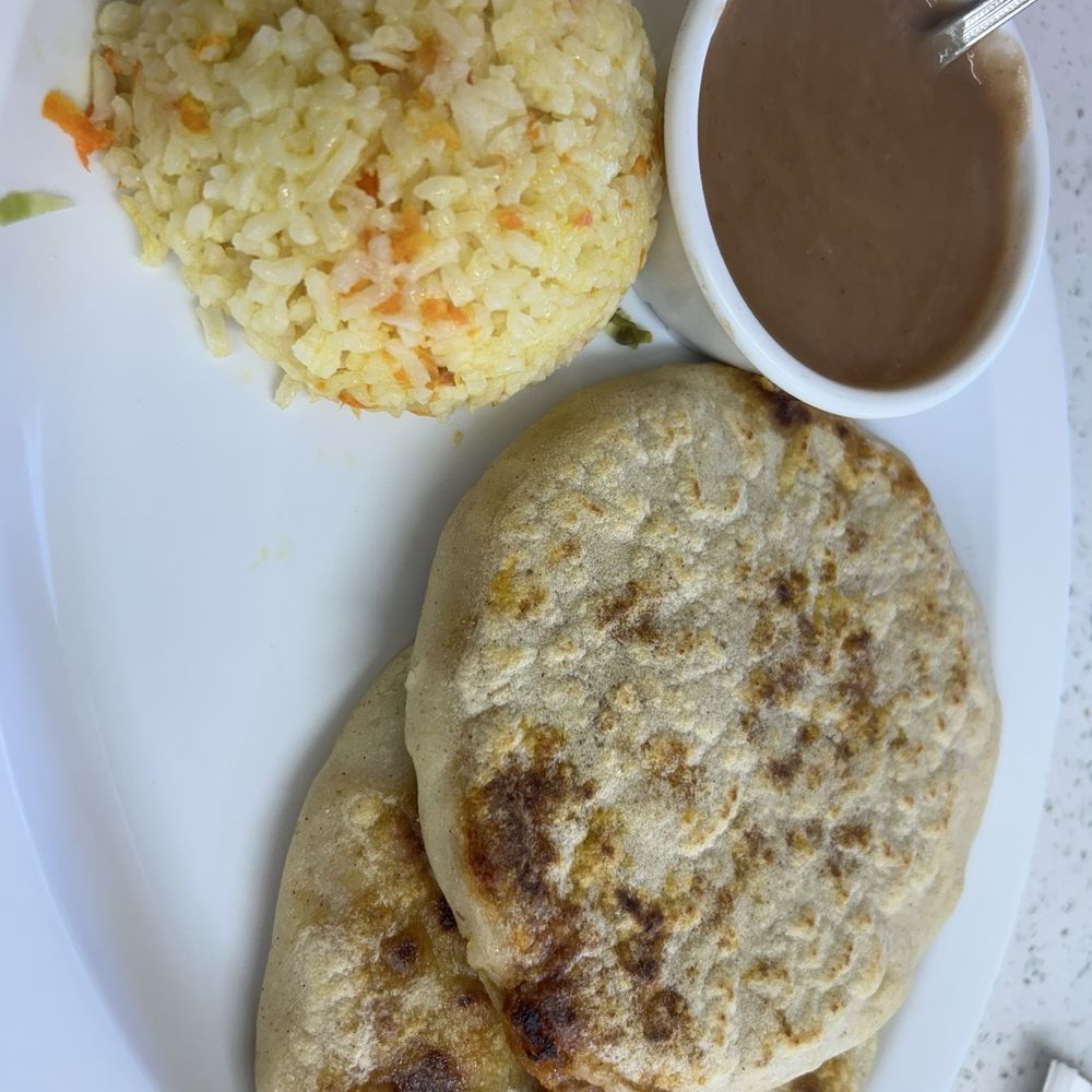 El Pulgarcito - I got the Plate with Rice, Beans, Pupusas Revuelta, and an extra pupusa of Chicharron con Queso. - Salvadoran Near Me - Orange, California El Pulgarcito - I got the Plate with Rice, Beans, Pupusas Revuelta, and an extra pupusa of Chicharron con Queso. - Salvadoran Near Me - Orange, California