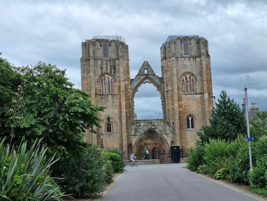Elgin Cathedral by null