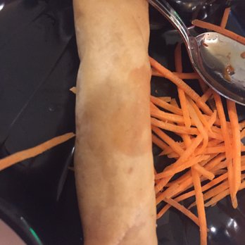 Loving Hut - 1of 4 spring rolls - Vegan Near Me - Orlando, Florida