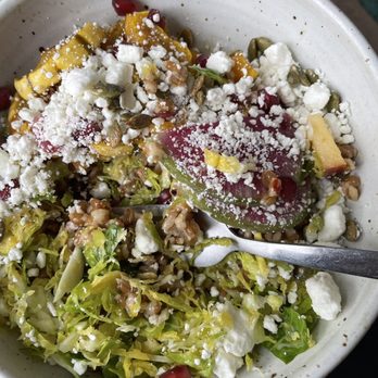 Stonefruit Espresso + Kitchen - Winter grain bowl - Cafes Near Me - Brooklyn, New York