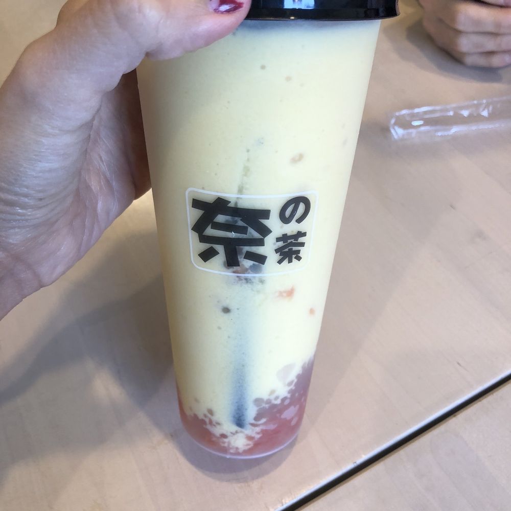 Mr. Fish & Noodle House - T6 Mango pomelo sago smoothie - Noodles Near Me - Malden, Massachusetts
