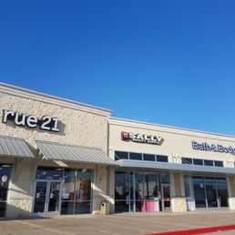 Exterior photo of Rue 21 - Rosenberg, Texas Exterior photo of Rue 21 - Rosenberg, Texas