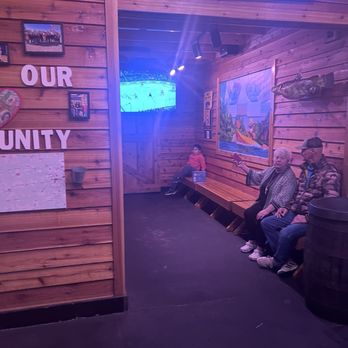 Texas Roadhouse - Waiting area inside - Steakhouses Near Me - Del Rio, Texas Texas Roadhouse - Waiting area inside - Steakhouses Near Me - Del Rio, Texas