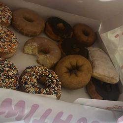 Dunkin' - Dozen Donuts