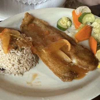 Gladys' Cafe - Grouper - Caribbean Near Me - Charlotte Amalie, Virgin Islands Gladys' Cafe - Grouper - Caribbean Near Me - Charlotte Amalie, Virgin Islands