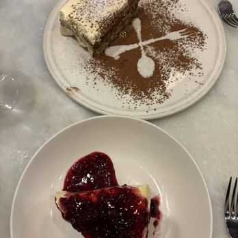 Pizzaiolo Primo Market Square - Tiramisu & cheesecake - Italian Near Me - Pittsburgh, Pennsylvania Pizzaiolo Primo Market Square - Tiramisu & cheesecake - Italian Near Me - Pittsburgh, Pennsylvania