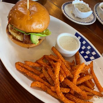 Duke's Seafood - Seafood Near Me - Seattle, Washington Duke's Seafood - Seafood Near Me - Seattle, Washington