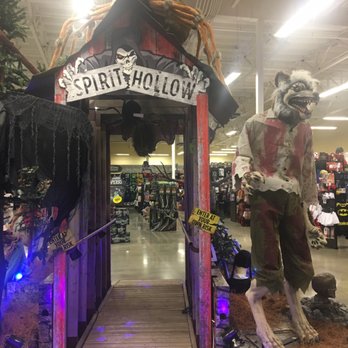 Spirit Halloween - Costumes Near Me - Irvine, California
