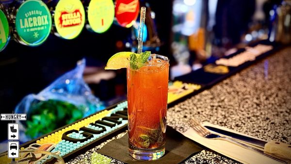 Burger Bar Crescent by null