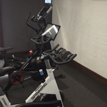 Hampton Inn Riverside Downtown - Hotels Near Me - Riverside, California