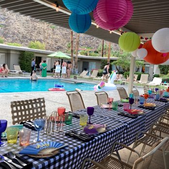 No Worries Private Chefs - Casual poolside small group party catering - Caterers Near Me No Worries Private Chefs - Casual poolside small group party catering - Caterers Near Me