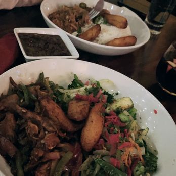 Baracoa Cuban Restaurant - Pollo Encendido Ropa Vieja Vegetales Frijoles Negros - Cuban Near Me - Palmdale, California