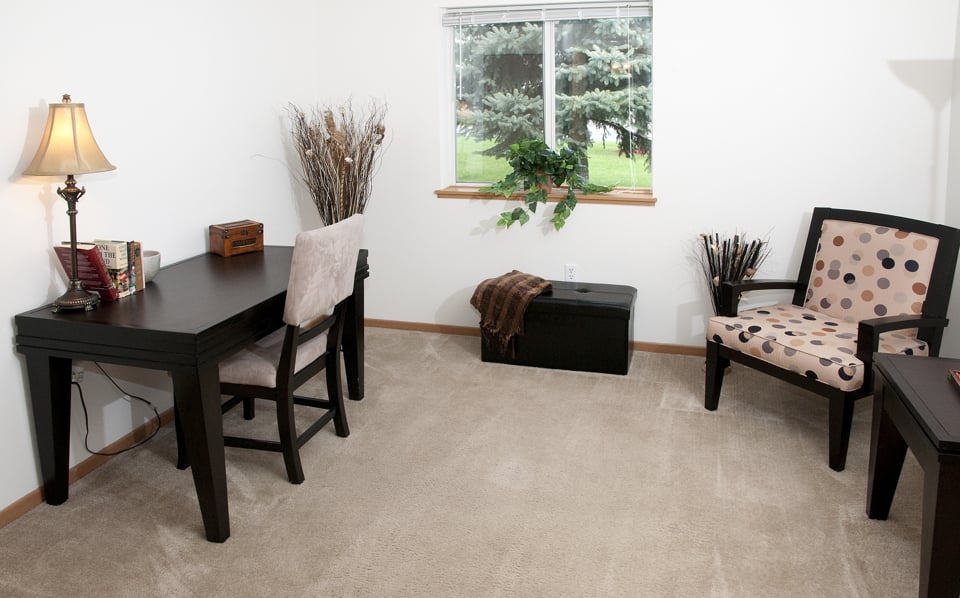 CARVER LAKE TOWNHOMES Updated August 2024 30 Photos 6201 Tahoe Rd, Woodbury, Minnesota