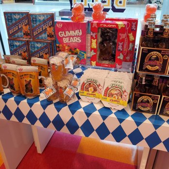 IT'SUGAR - Candy Stores Near Me - Niagara Falls, New York