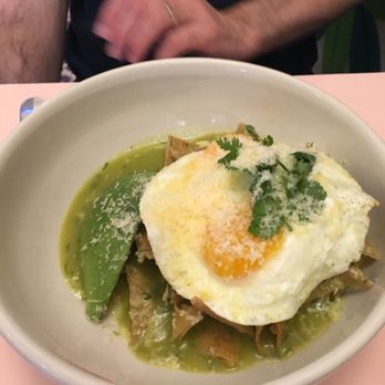 Lalo! - Chilaquiles con huevos - Pizza Near Me - Cuidad de Mexico, DIF