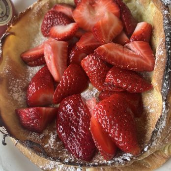 Original Pancake House - Dutch baby with strawberries - Breakfast & Brunch Near Me - Madison, Wisconsin