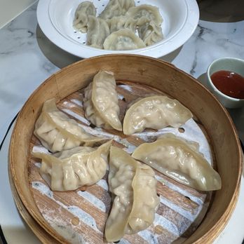 Dumpling Bar - Steamed Chicken Dumplings (6pcs) - Chinese Near Me - San Marino, California