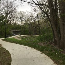 Frog Island Park - Path around the park