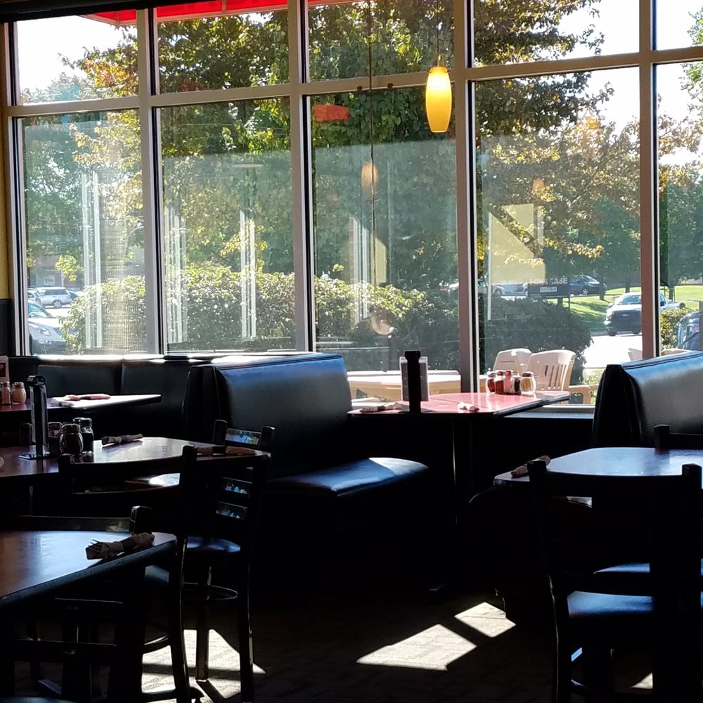 Bucceto's Pizza Pasta - interior - Italian Near Me - Bloomington, Indiana