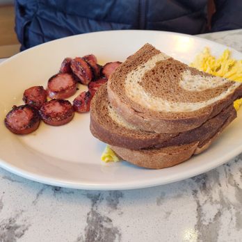 The Red Arrow Diner - Kielbasa eggs and rye - Diners Near Me - Concord, New Hampshire The Red Arrow Diner - Kielbasa eggs and rye - Diners Near Me - Concord, New Hampshire