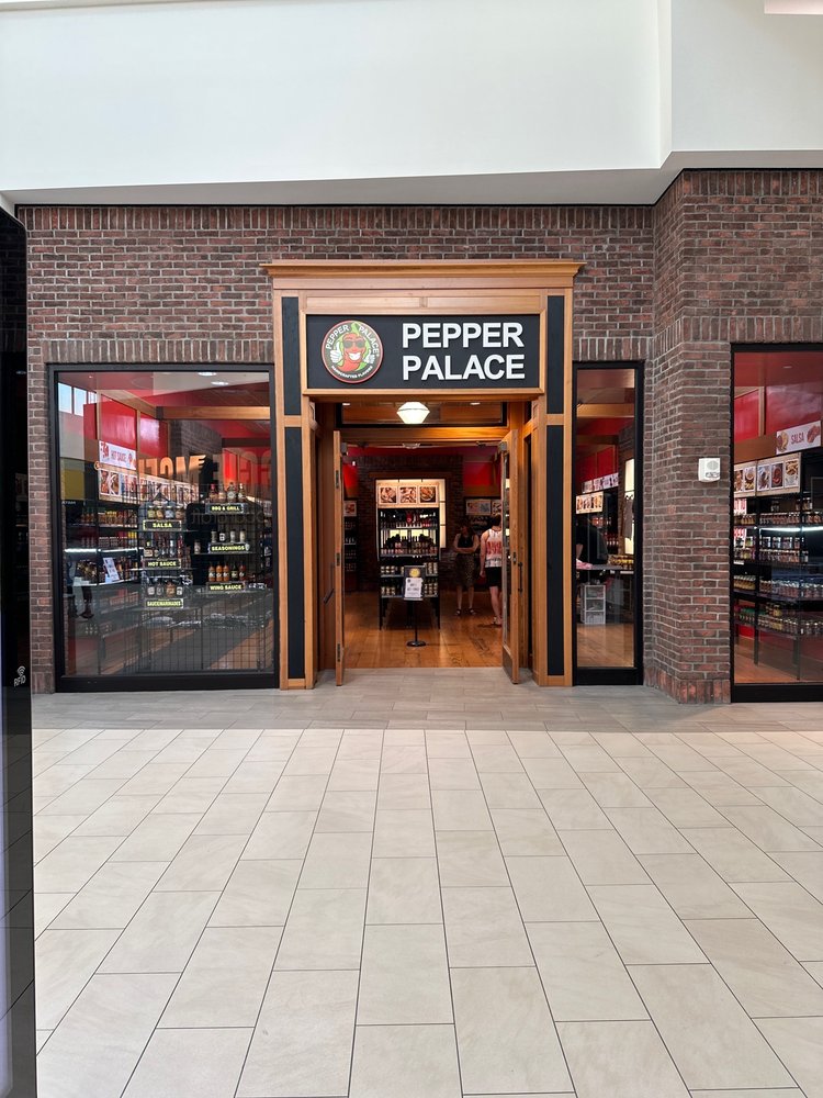 PEPPER PALACE Updated May 2024 6000 Glades Rd, Boca Raton, Florida