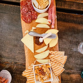 Sigillo Cellars - Cheese board - Wineries Near Me - Snoqualmie, Washington