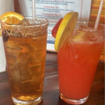 Pop Up Chicken Shop - Strawberry and lemon pop , Kentucky sweetie - Chicken Shop Near Me - Bloomington, Illinois