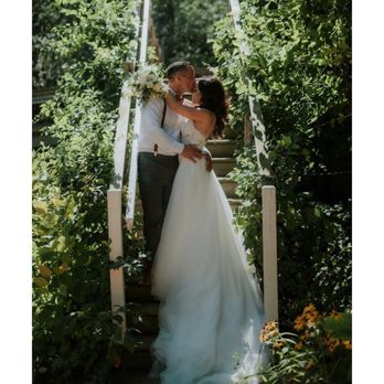 Blue Dress Barn - Venues & Event Spaces Near Me - Benton Harbor, Michigan